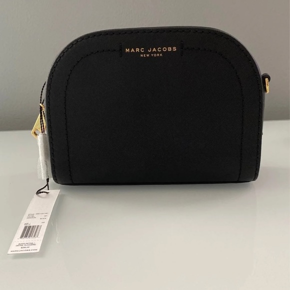Marc Jacobs Handbags - Marc Jacobs Crossbody